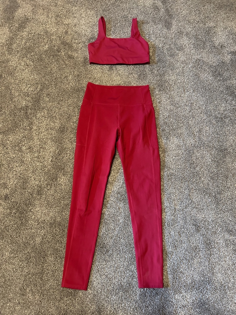 Girlfriend Collective Activewear set - Dylan bra top and leggings